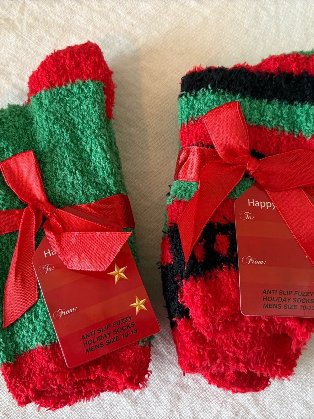 Cozy Holiday Fuzzy Socks - Red & Green - 2 pairs